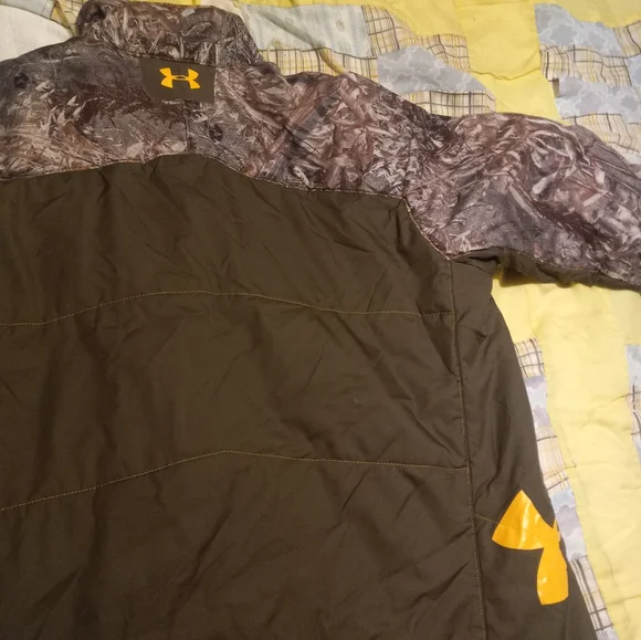 Under Armour Coat - Picture 8 of 14